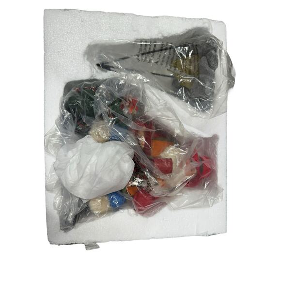 Dept 56 Possible Dreams Clothtique Santa-BASE CAMP with Lighted Campfire OBI! - Picture 13 of 16